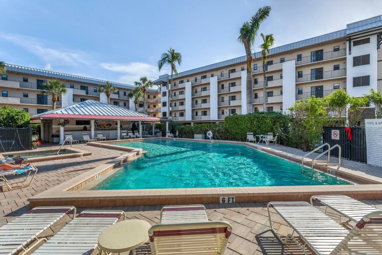 Naples, 34102, United States of America. hotel inNaples